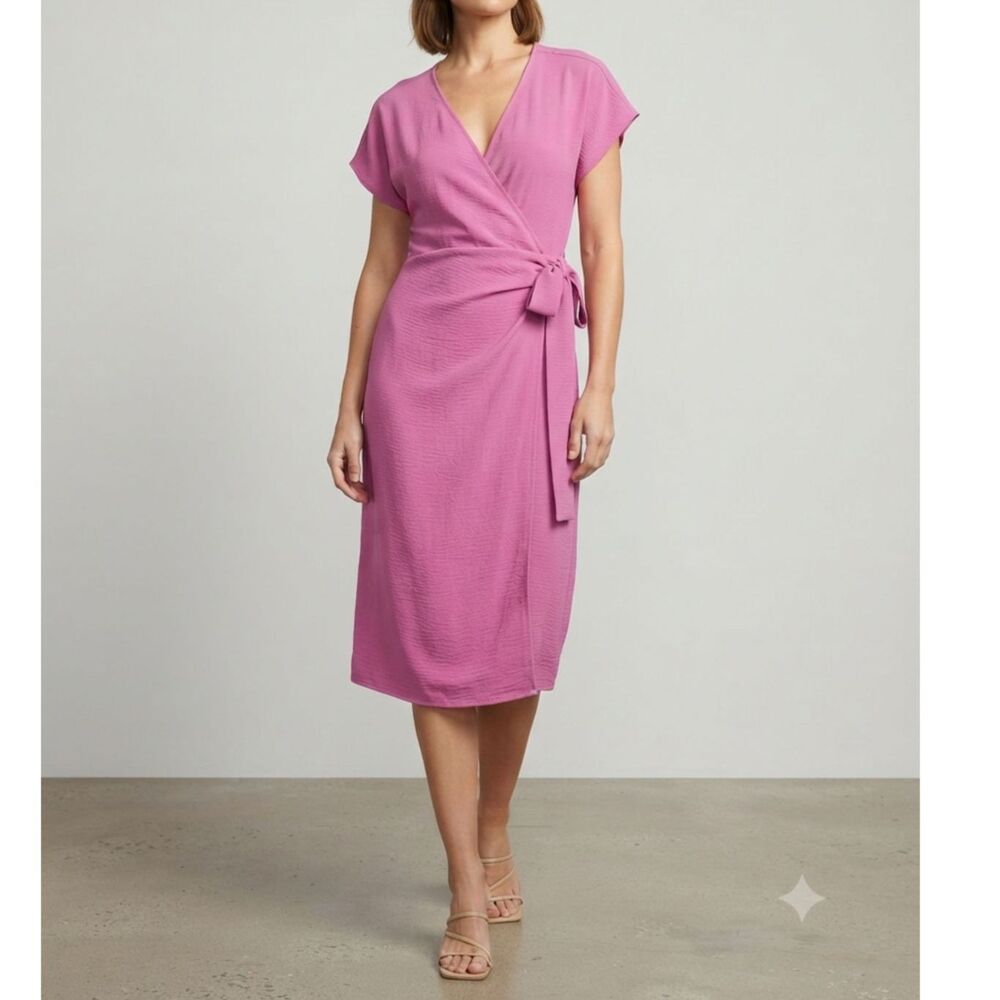 Joie de Vivre Pink Wrap Dress Womens Size M Short Sleeve Midi Tie Waist Casual